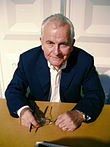 Ian Holm  
