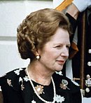 Margaret Thatcherová stála v čele Konzervativní strany v letech 1975-1990 a v letech 1979-1990 byla premiérkou.
