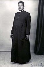 Sacerdote católico romano del Congo belga.  