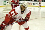 Chris Chelios a fost la Red Wing din 1999 până în sezonul 2008-09.  