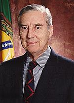 Lloyd Bentsen  