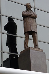 Alex Ferguson statue