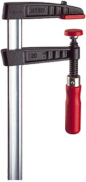 Malleable cast iron screw clamp for rigid clamping