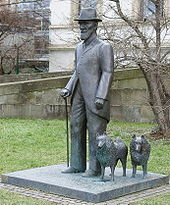 King Wilhelm II monument by Hermann-Christian Wilhelm Zimmerle in front of the Wilhelmspalais in Stuttgart