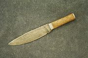Possible early Bowie knife design