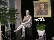 Kim Seong-su  