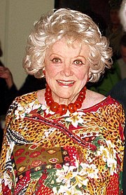 Phyllis Diller en 2007  