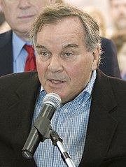 リチャード・M・デイリーは市で最も長く市長を務めている。