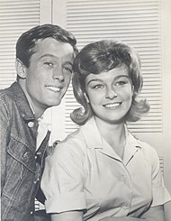 Fonda med Patty McCormack i The New Breed.  