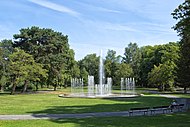 Wehranlagen mit Wasserspielen