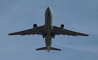 Un A330 MRTT al Forțelor Aeriene Regale Australiene decolează.  
