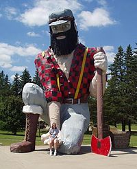 Paul Bunyan Akeleyssä, Minnesotassa.  