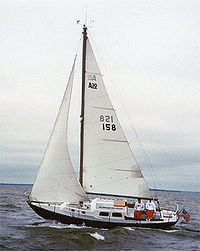 Un sloop pe râul Potomac din Maryland în 2003