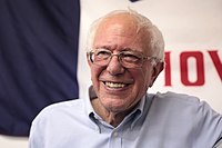 Sanders em Des Moines, Iowa, num evento de abertura de escritório de campanha, Julho de 2019