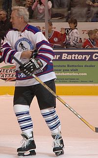 Darryl Sittler, uveden v roce 1989.