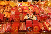 Czerwone koperty (hongbao) na sprzedaż w Taipei na Tajwanie