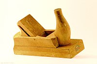 Avion moderne en bois