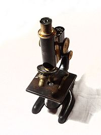 Microscop
