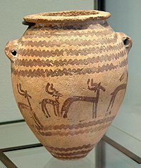 Typická nádoba z období Naqada II zdobená gazelou. (předdynastické období)