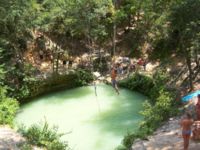  The Devil's Hole sinkhole niedaleko Hawthorne, Floryda, USA.