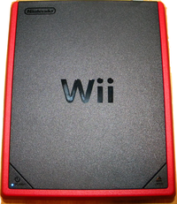 Красная Wii Mini.