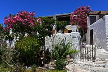 400 year old country house in the hinterland