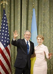 Julia Tymoshenko mødes med USA's præsident George W. Bush den 1. april 2008  