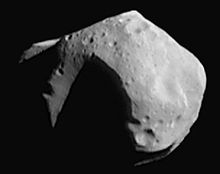 Asteroit (253) Mathilde'in NEAR tarafından çekilmiş bir fotoğrafı