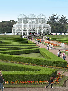 Botanická zahrada v Curitibě je neoficiálním symbolem regionu.  