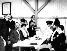 L. L. Zamenhof ve Alfred Michaux'nun aileleri [fr] Birinci Dünya Esperanto Kongresi'nde, Boulogne