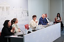 Red Foyer with Pamela Rendi-Wagner and artists at the SPÖ Parliamentary Club on May 14, 2020.