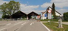 Closed border crossing towards the Czech Republic near Mitterretzbach (May 2020)