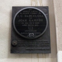 Commemorative plaque at the founding site