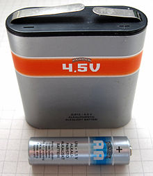 4,5 V ir 1,5 V akumuliatoriai