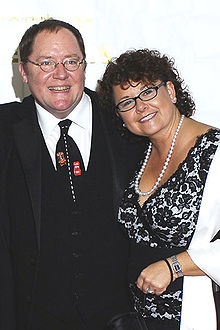 Cars regisseur John Lasseter op de rode loper bij de 34e jaarlijkse Annie Awards. Foto door John B. Mueller.  