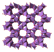 Arseno pentoksido 3D modelis.