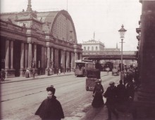 Alexanderplatz city railway station with Königskolonnaden, 1904