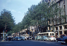 Street scene Boulevard des Capucines (1960)