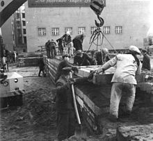 Building the Wall, August 1961