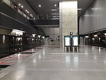 Caldecott-stationens perronniveau.