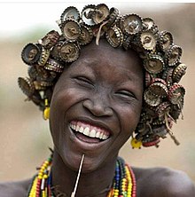 Donna della Tanzania che ride