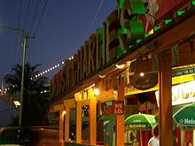 Carlos'n Charlie's, gdzie Holloway był ostatnio widziany, w Oranjestad, Aruba.