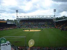Udsigt over "River End" af Carrow Road.  