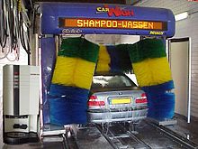 Gantry car wash
