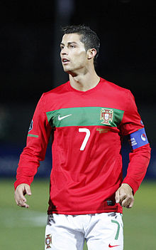 Cristiano Ronaldo este căpitanul Portugaliei în 2010. Ronaldo a devenit căpitanul Portugaliei în 2007.