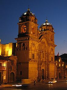 De kerk van La Compañía op het Plaza de Armas in Cusco