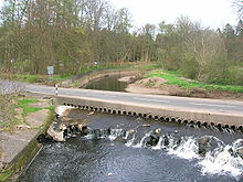 Der Dean Ford über dem Kilmarnock Water im Dean Country Park.