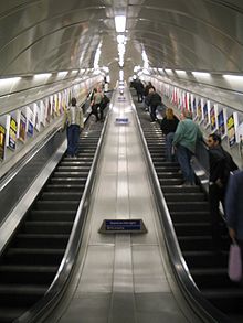 Scale mobili alla stazione Bank sulla Northern Line.