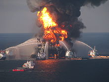 Deepwater Horizon on fire