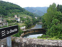Rzeka Dourbie w Saint-Jean-du-Bruel